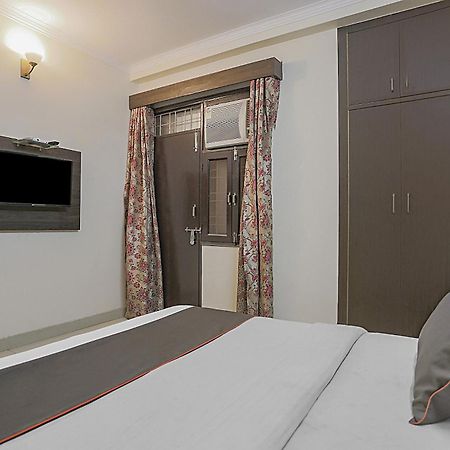 Hotel O Sun Villa New Delhi Buitenkant foto
